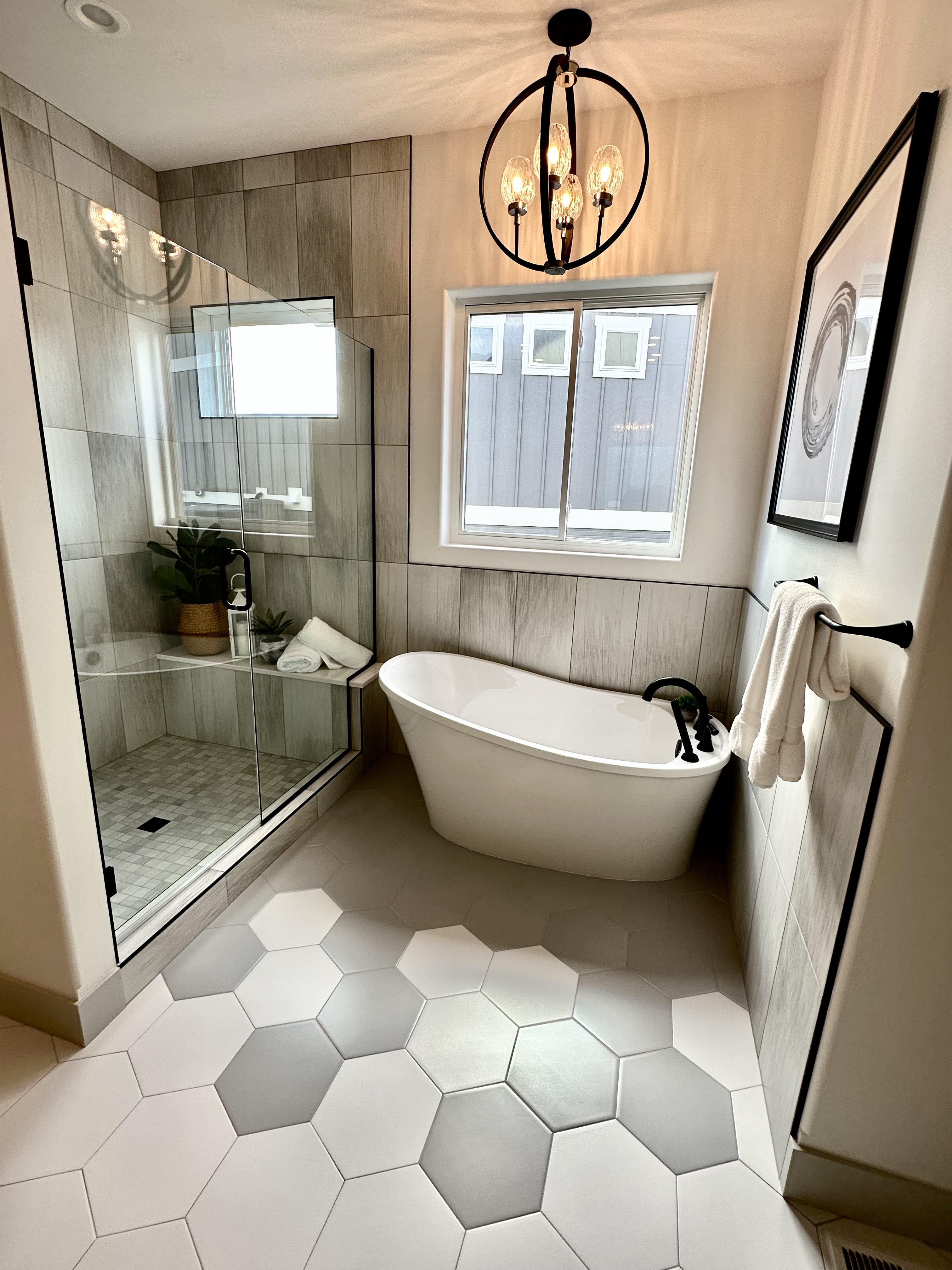 Bathroom interior | Kelly's Carpet Omaha